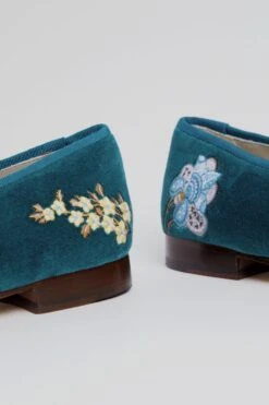 Ink Blue Velvet Banyan Slippers -Loeffler Cloth Shop 1u2DKtXIdjLs7lJxAqJRMwxVbrRV2DwR 1
