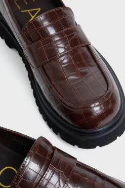 Matisse Chocolate Laguna Loafers -Loeffler Cloth Shop 2PlQPDBvNKXpyMD7OE63eoLxre9PZbYC 1