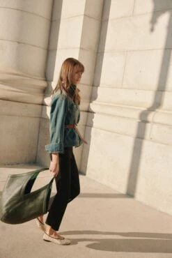 Mansur Gavriel Seaweed Soft M Hobo -Loeffler Cloth Shop 4KaQsZbZoFhXIDPVUDnaAzVOsvdEtJZ4 1