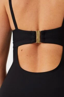 Caviar Sclupting Plunge Suit -Loeffler Cloth Shop 6pPuFAawbKbC9x1sNj2p3vYTcPUJ0LKC 1