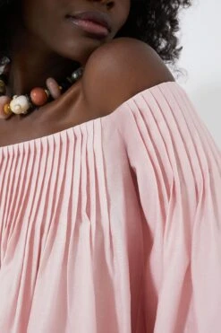 Light Pink Pleated Portia Top -Loeffler Cloth Shop 8cJeGcQHiZMXxirxf3QTXInO6kir7f9n 1
