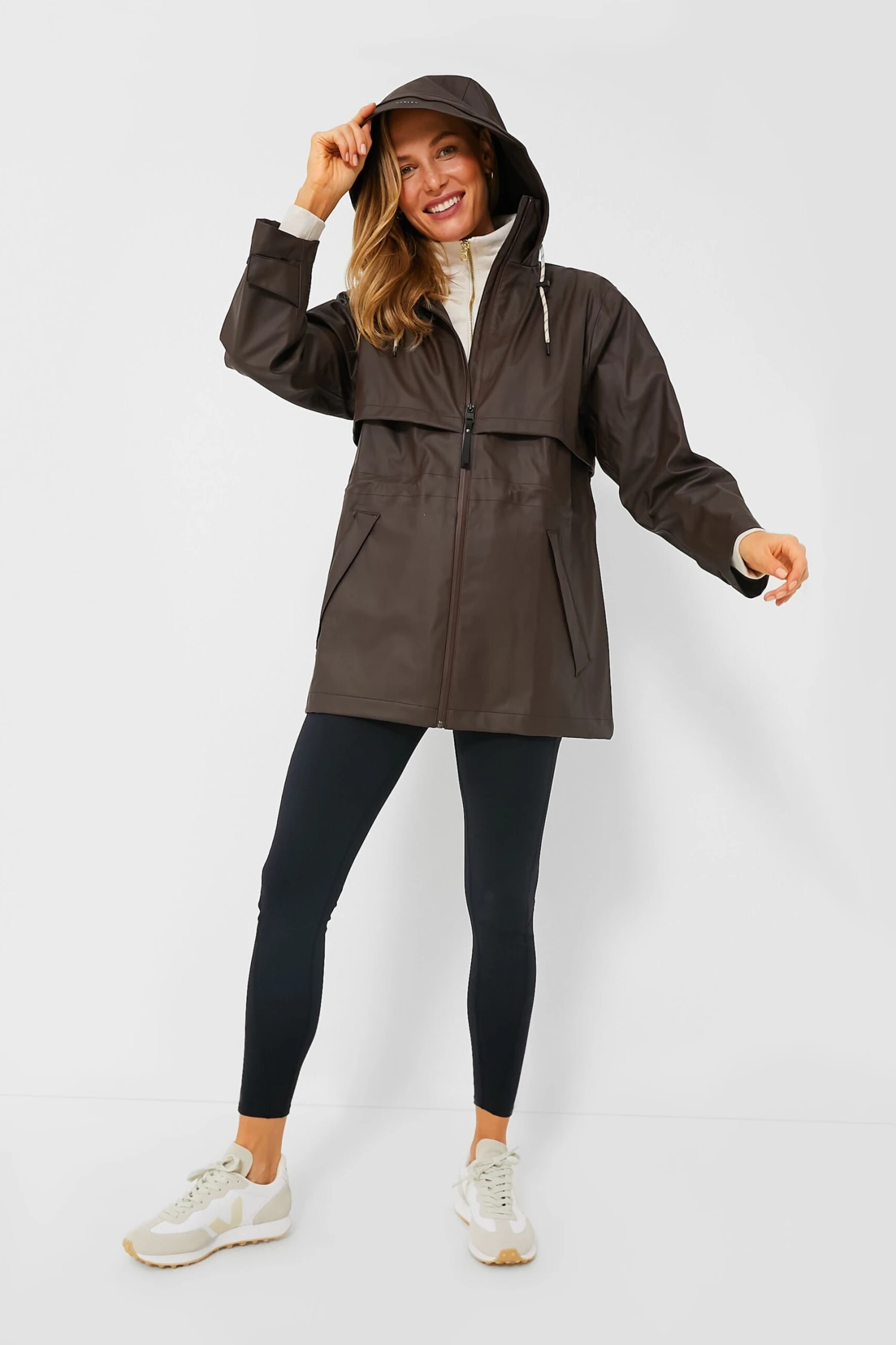 Varley Dark Truffle Alyssa Rain Jacket 4 Varley Dark Truffle Alyssa Rain Jacket - Image 2