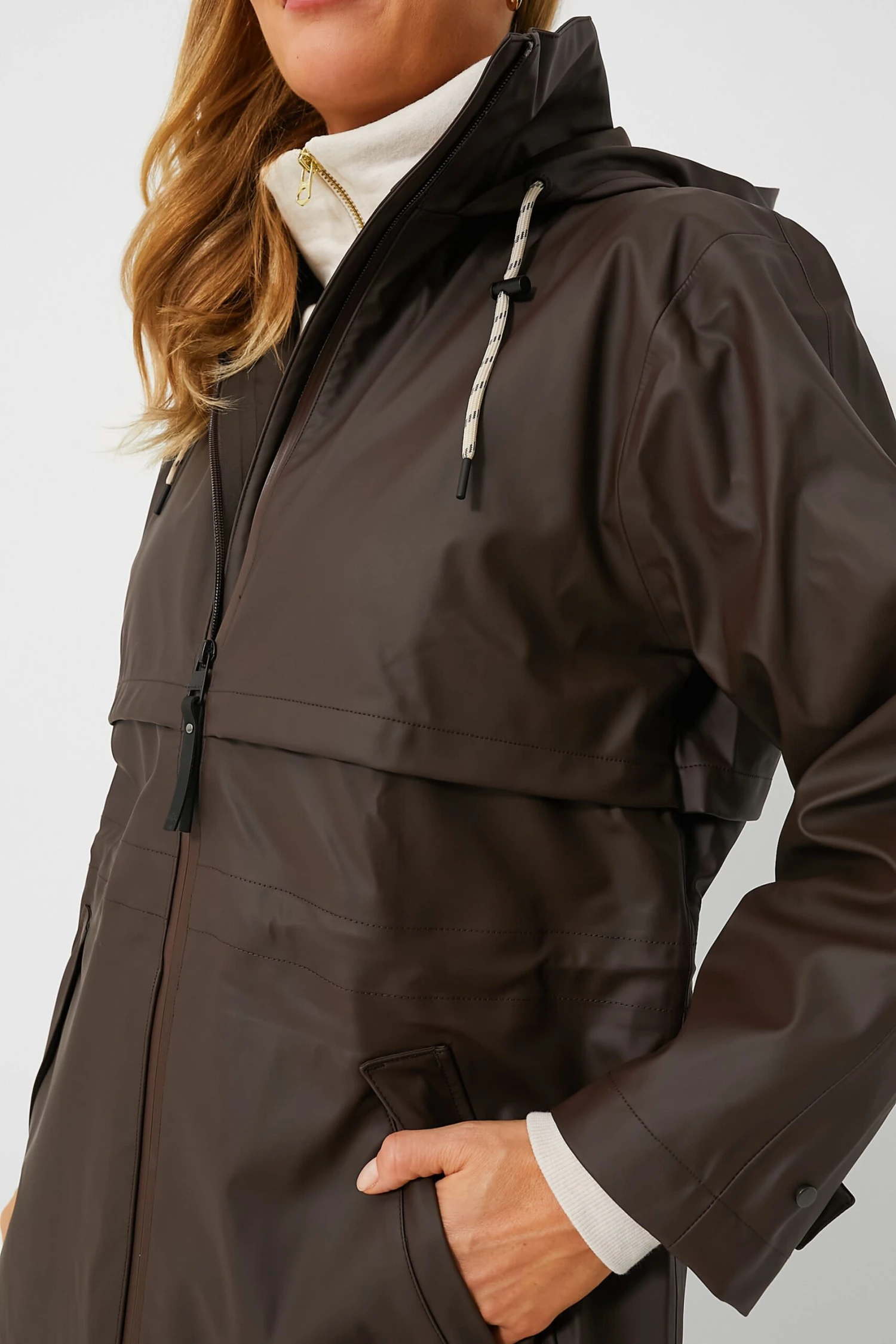 Varley Dark Truffle Alyssa Rain Jacket 9 Varley Dark Truffle Alyssa Rain Jacket - Image 7