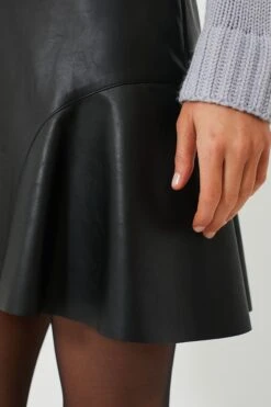 Black Leather Lana Mini Skirt -Loeffler Cloth Shop KBXlXGSTutKAHTNDQeT2O3ytNv24pYLs 1