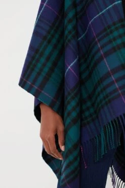 Vineyard Vines Blackwatch Pink Pop Blanket Wrap -Loeffler Cloth Shop MD9G1PUk54iedPXHMbCquBKI6WJYF4DR 1