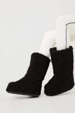 Moon Boot Black Icon Faux Astrakan Boots -Loeffler Cloth Shop NQux0Q3U25M63dJPD3LSaDNv8FCyxpEg 1