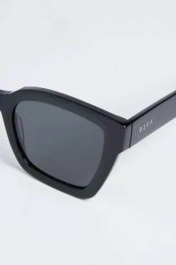 Black And Grey Polarized Rhys Sunglasses -Loeffler Cloth Shop Q9BKQabiptJDQJrk4VylTFc9ysED5Mff 1