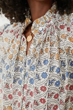 Multi Wave Daisy Annabel Shirt -Loeffler Cloth Shop QhIr7P9cS2Vm9vxqvvT8TJCNnJh1867y 1