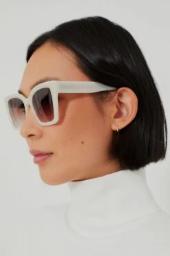 Meringue And Brown Gradient Rhys Sunglasses -Loeffler Cloth Shop QjtDHh2v33hx3zbUqqVY7wqKSKpMC9oA 1