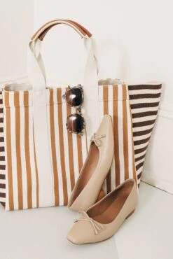 Camel And Brown Parcours L Palais Royal Tote -Loeffler Cloth Shop SW0T9c9p8G049e4UA2ZqJOmkEYy4QfCm 1