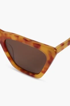 Amber Lisbon Sunglasses -Loeffler Cloth Shop SvDEorcux0msJNEWzDY3X33qBZbjDFYi 1