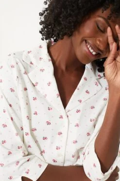 Bastienne Short Pajama Set -Loeffler Cloth Shop T4YZs8iDpr9MzBvi5ctuK7481gFG3VmD 1