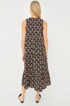 Nightly Daisy Salty Paloma Caftan -Loeffler Cloth Shop U3ejq0sWGZb3pgGx92Rmst4296xq70KA 1