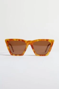 Amber Lisbon Sunglasses