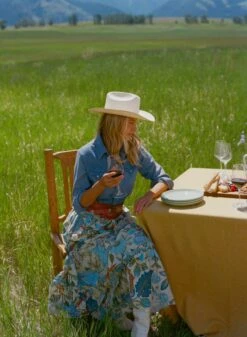 Sun In The Center Hat -Loeffler Cloth Shop WeIDEk4t4vD1lmIEWiOYzQYBr0TGTaWi 1