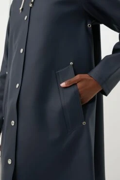 Stutterheim Navy Mosebacke Raincoat -Loeffler Cloth Shop WfN6Mp7bN5HN4LeXmQ09sVFRZXVknjsp 1