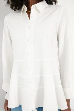 White Ashlen Blouse -Loeffler Cloth Shop XTD2chAwArGh5AlKaq0OnsJLWI5HsuCb 1