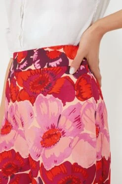 Poppy Stripe Erin Pants -Loeffler Cloth Shop faApp4JpZ0JI5He2DxFVX9lmGYKVQOBY 1