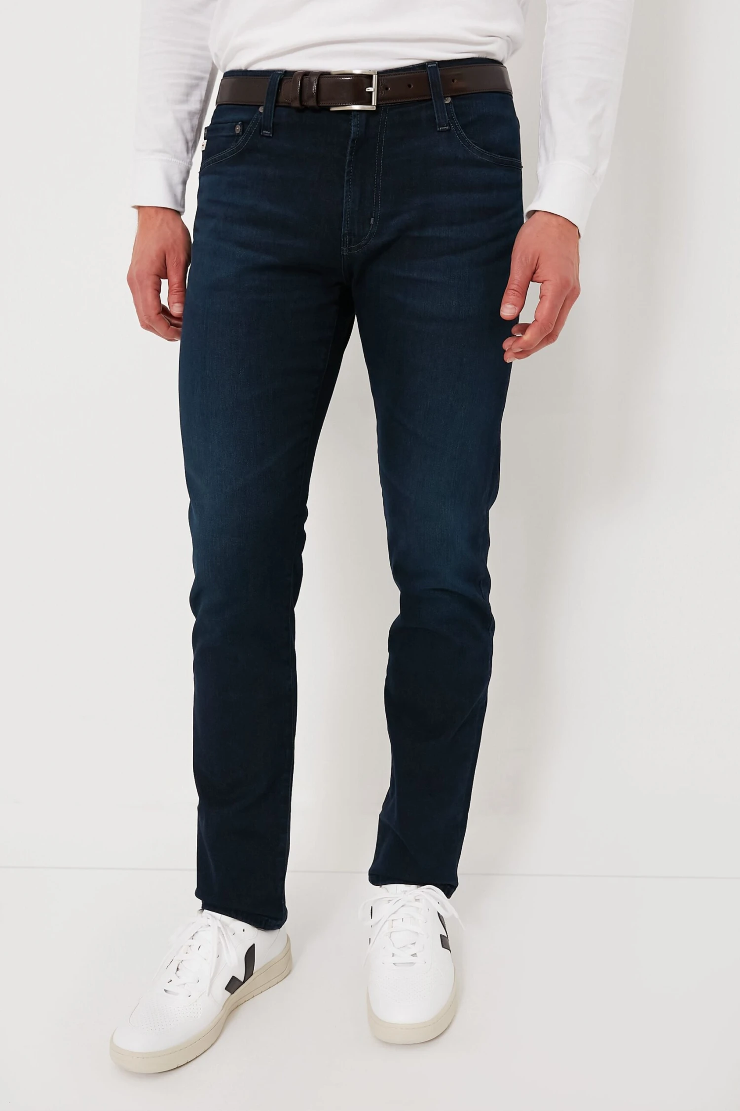 AG Jeans The Graduate In 2 Years Ellington Cloud Soft Denim (33" Inseam)