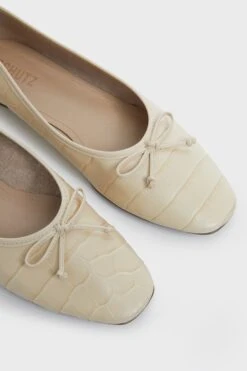 Schutz Eggshell Arissa Flats -Loeffler Cloth Shop jdYuWdmWtFkej5pCzzvN9uzauo6is5zw 1