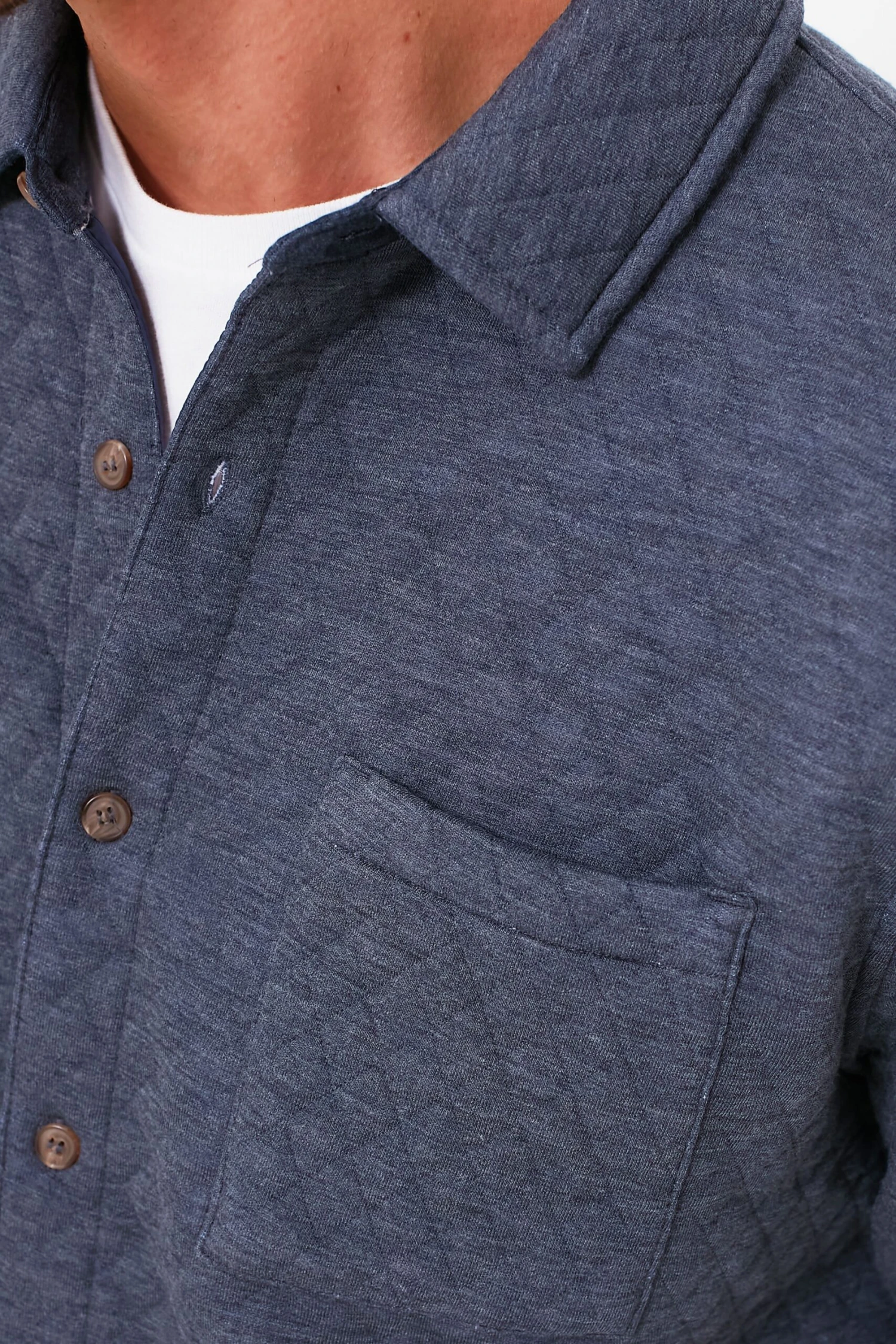 Marine Layer Navy Heather Oatmeal Corbet Quilted Overshirt 7 Marine Layer Navy Heather Oatmeal Corbet Quilted Overshirt - Image 5