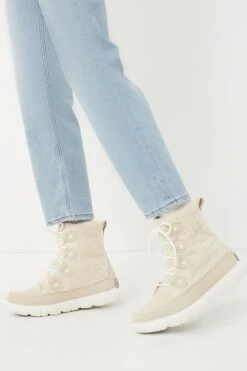 Sorel Beige Ceramic Salt Explorer Next Joan Cozy Boots -Loeffler Cloth Shop rLwUxHESfbN7zOvv1HaykWr1qGAzp5me 1