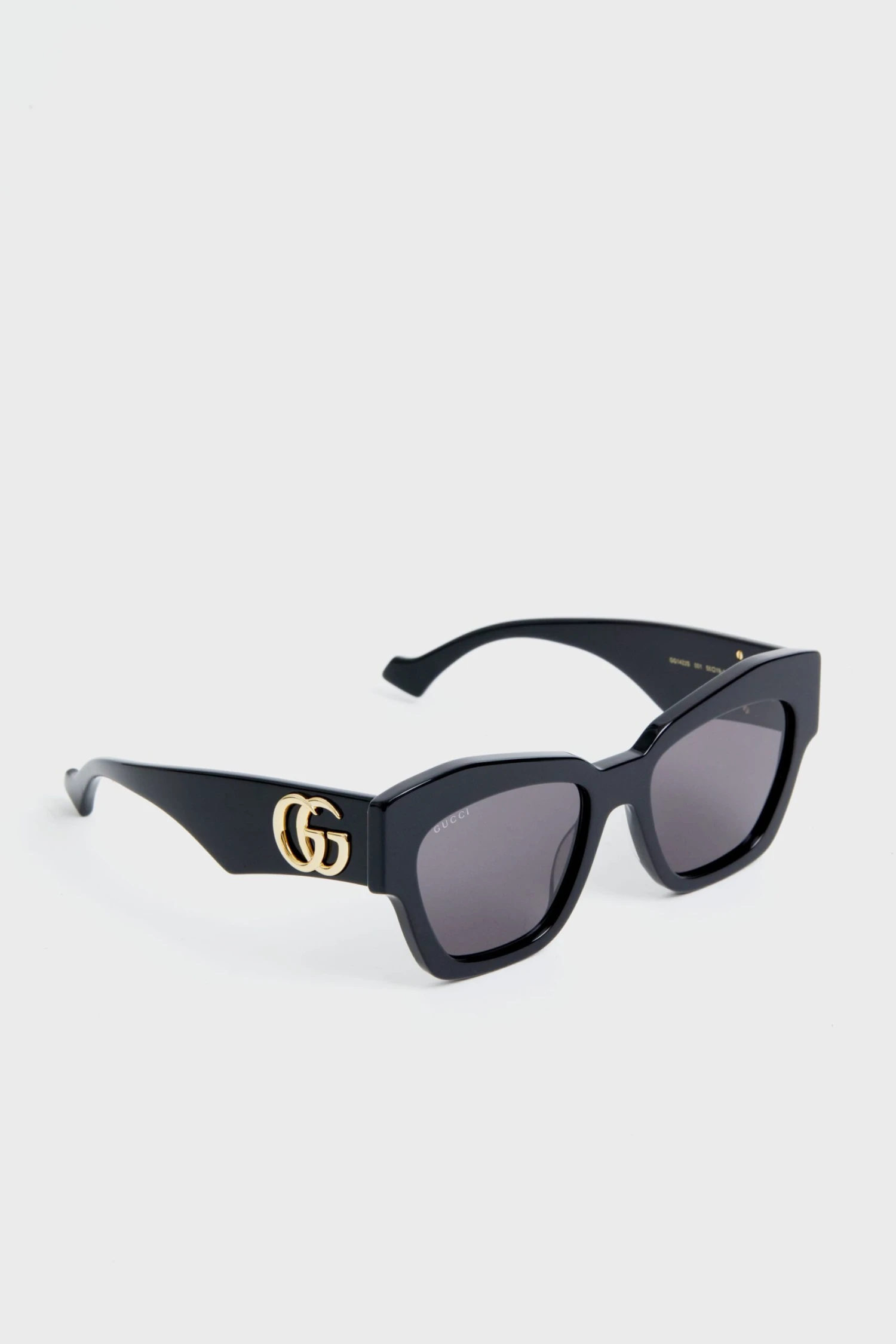 Gucci Black Rectangle Sunglasses 6 Gucci Black Rectangle Sunglasses - Image 4