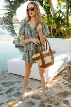 Fern And Floral Stripe Elena Top -Loeffler Cloth Shop t6LsLSPVn3cvMSbCxdnaO4oiz7uOlDs6 1