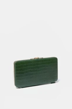 Green Croc Travel Wallet -Loeffler Cloth Shop tBTpqKf2tF32Z4km3UsKdQocYxIkxcee 1